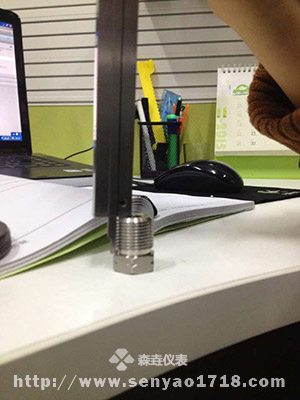 測(cè)量接頭螺紋長(zhǎng)度01.jpg